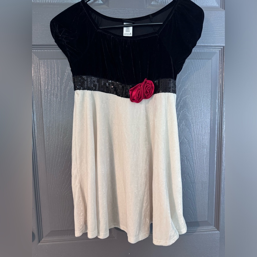 Girls 10/12 Formal Dress